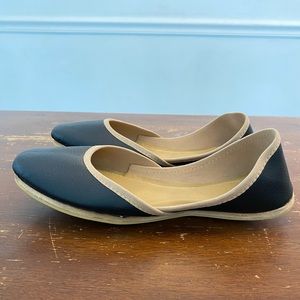 Fuchsia Artisan Made Padded Ballet Flat Shoes Classic Black 8W